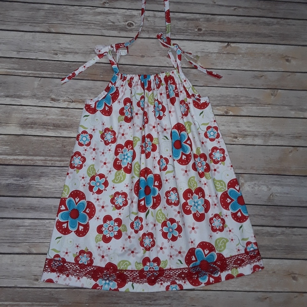 Pillowcase Dress sz. 4       $18